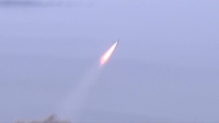 北 단거리 발사체 발사...최대 200km 비행 / YTN