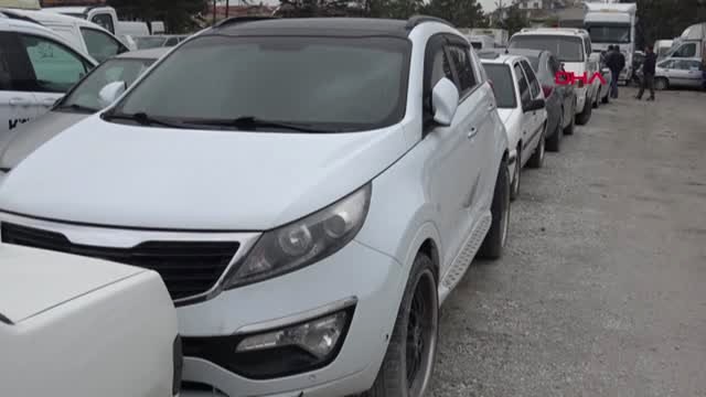 Konya'da 1,5 Milyon TL Değerinde 'Change' Yapılmış 15 Lüks Araç Ele Geçirildi