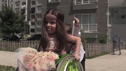 Dans Eğitmeni Çağlar Özdemir: "Engellilerimiz Evinden Çıkıp Aktivitelere Katılabilir"