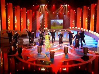 Video - CHIỀU LÊN BẢN THƯỢNG (Phi Nhung)