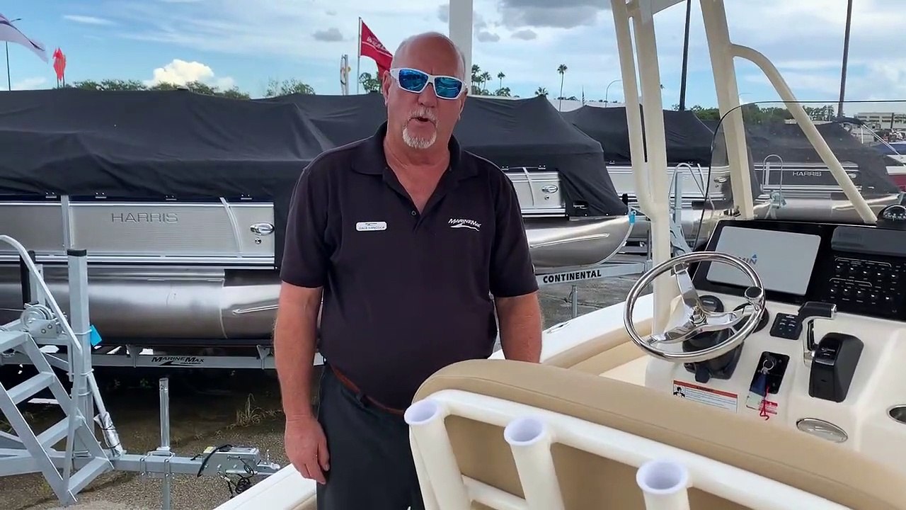 2020 Scout 215 XSF For Sale at MarineMax Orlando, FL