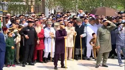 شاهد: "فخر المسلمين".. الشيشان تفتتح "أكبر مسجد" في أوروبا