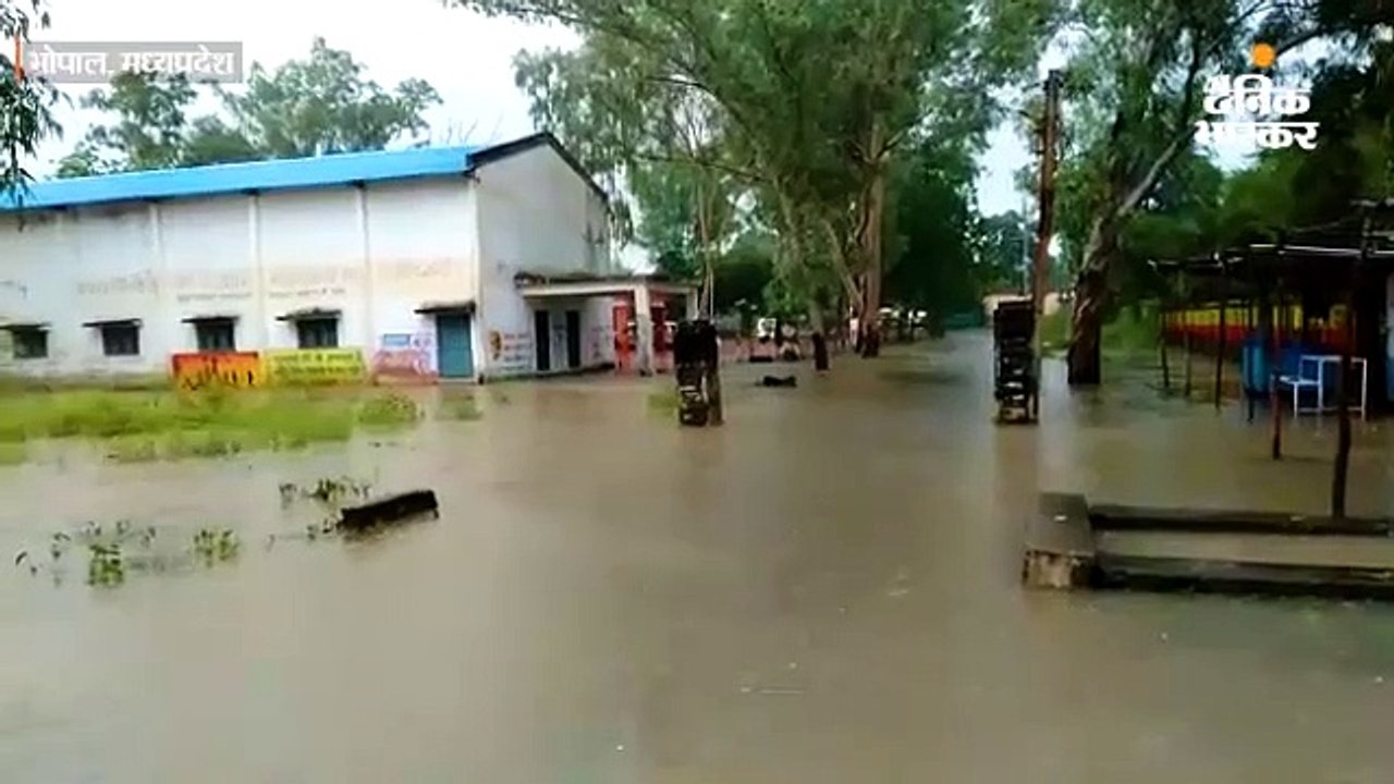 राजधानी में सुबह तक ढाई इंच बारिश; भदभदा के दो...