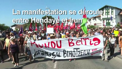 Hendaye: les anti-G7 défilent pour "un autre monde"