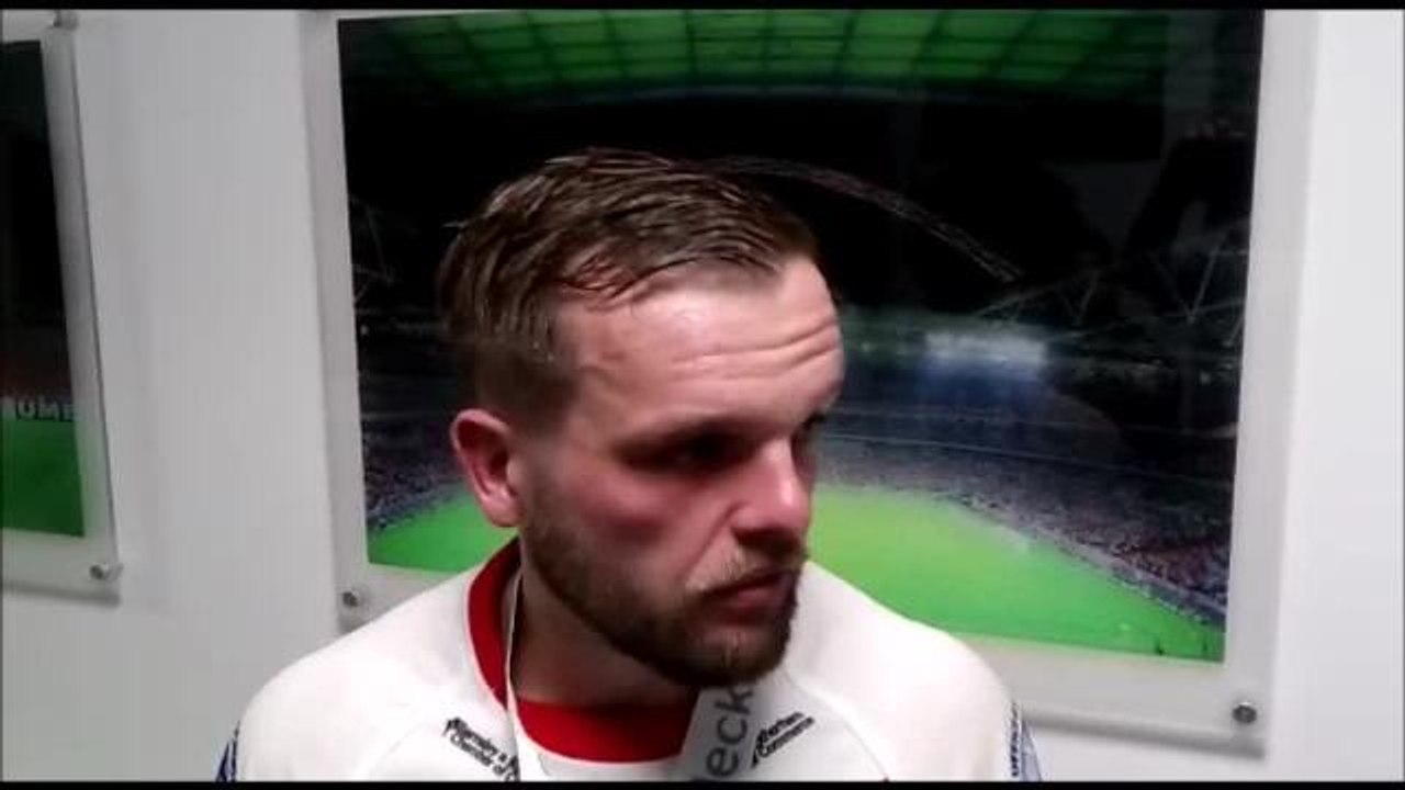 rl.Eagles-Aaron Brown