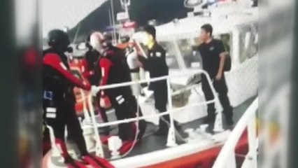 낚시어선 암초와 충돌...선원 등 21명 구조 / YTN