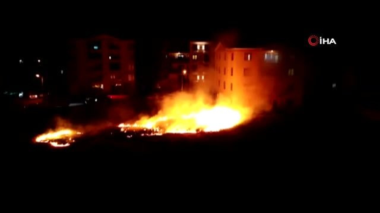 Aksaray'da düğün evinde atılan havai fişek yangına neden oldu