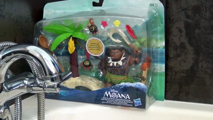 Banho Divertido com Brinquedos da Personagem Moana da Disney