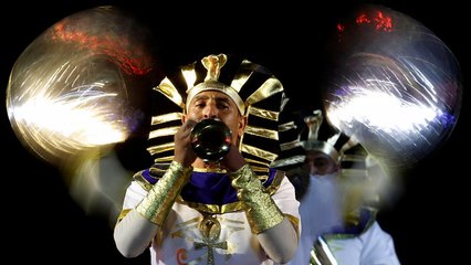 شاهد: فراعنة وألعاب نارية في مهرجان للفرق الموسيقية العسكرية بموسكو