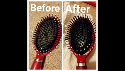 cleaning hair brush