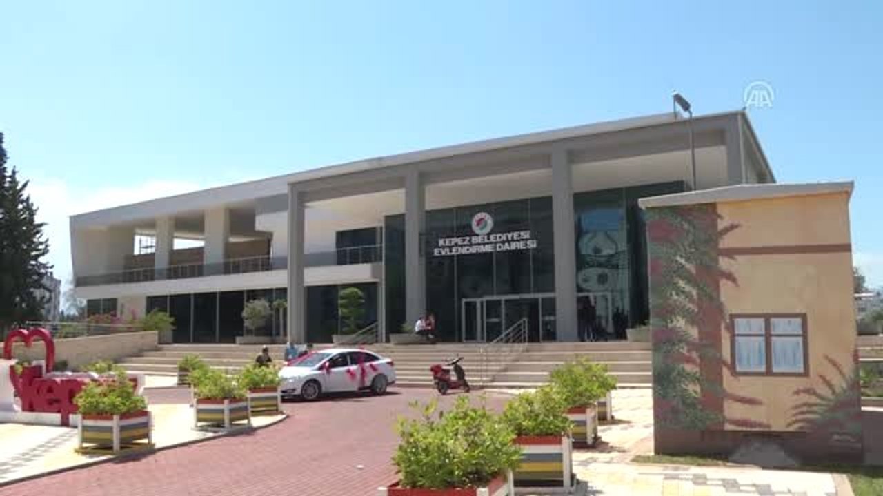 Engelleri Sevgiye Yenik Düştü