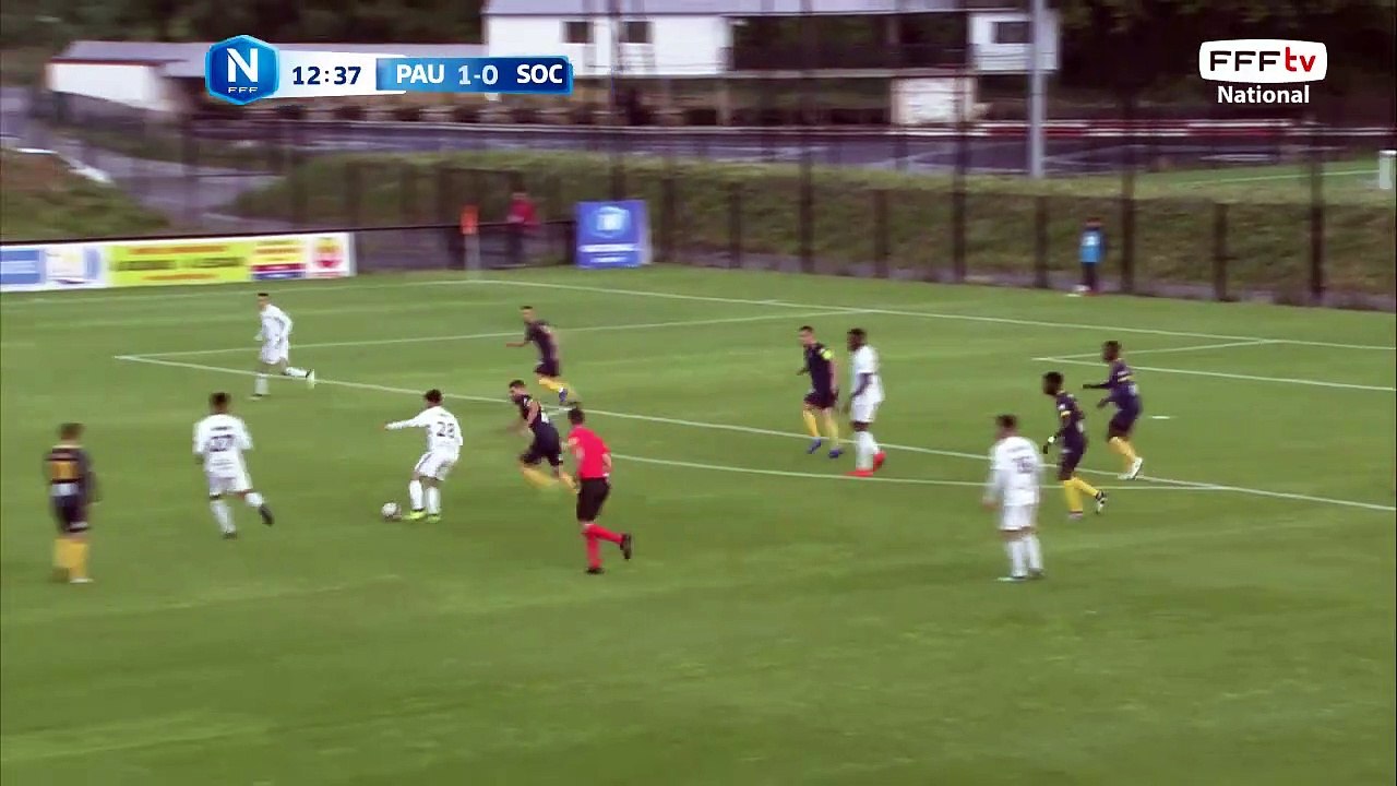 Première occasion de Cholet, la frappe passe à coté.