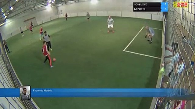 Faute de Hadjris - SOYEUX FC Vs LA POSTE - 07/05/19 21:00 - LIGUE 4 - Poitiers Game Parc