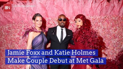 Jamie Foxx And Katie Homes Show The Love At Met Gala
