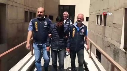 Sahte kimlikle işe girip müşterilerin kartlarını kopyaladı