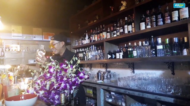 Bartender shows how to make Nonya Confession