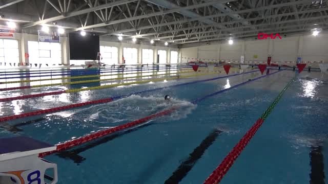 Erzurum Alman Yüzücüler Erzurum'da Kulaç Atıyor