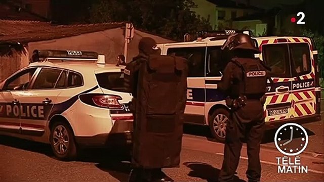 Prise d'otages à Blagnac : les images de l'interpellation du suspect