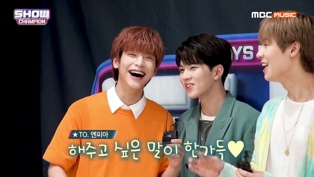 Show Champion EP.315 엔딩에 포커페이스를 유지할 엔플라잉 엔딩요정은