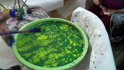 Ebru sanatı seramikle buluştu