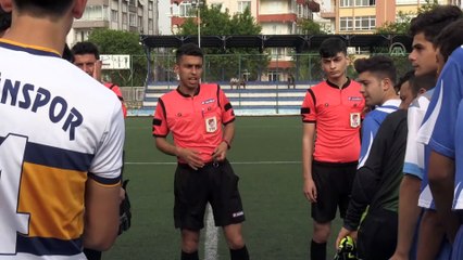 Sakatlanarak bıraktığı sahalara hakem olarak geri döndü - HATAY