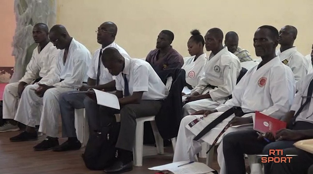 Karaté | La formation des arbitres