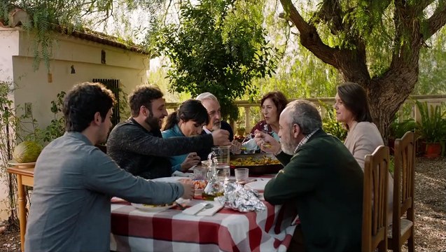 Tráiler película La banda , dirigida por Roberto Bueso y protagonizada por Gonzalo Fernández y Charlotte Vega. Estreno en cines el 21 de junio.