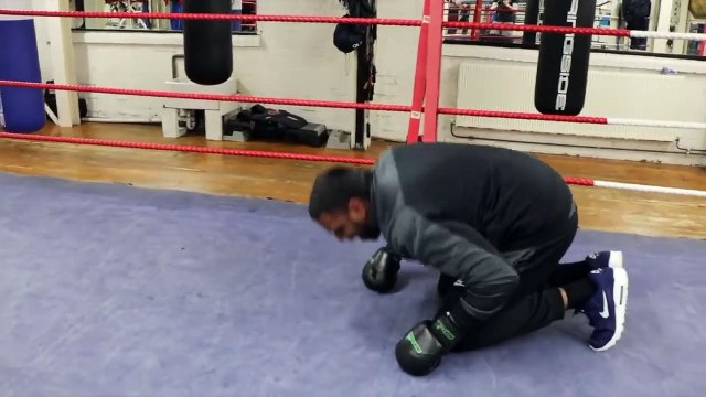 DILLIAN WHYTE FLOORS KUGAN CASSIUS WITH BRUTAL BODY SHOT IN SPARRING SESSION / CASSIUS v WHYTE