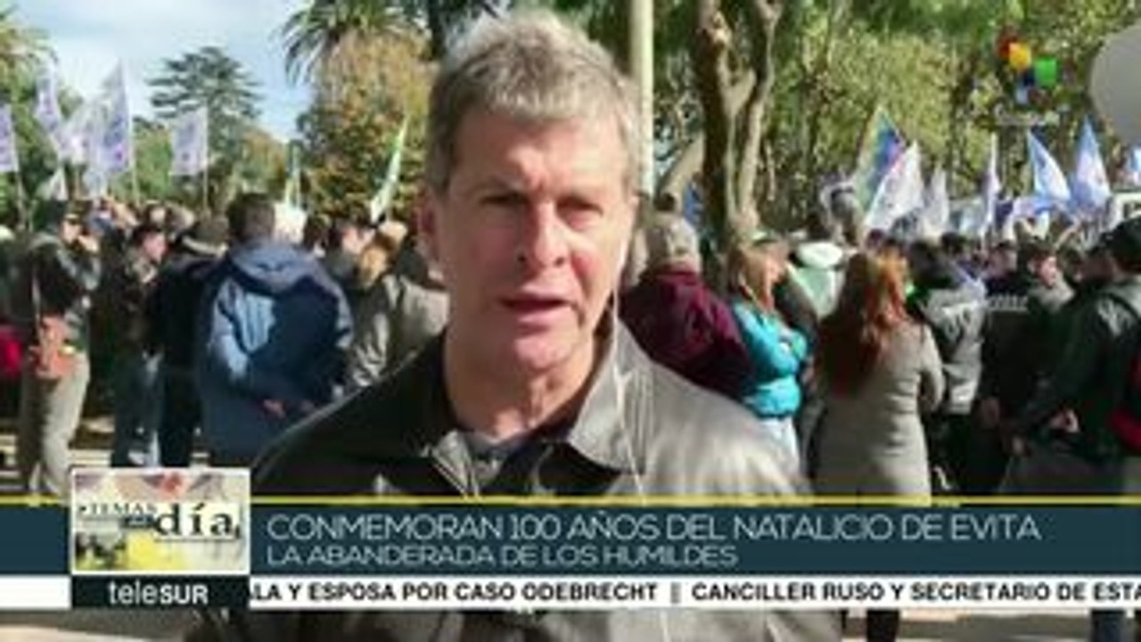 Argentinos conmemoran 100 años del natalicio de Eva Perón