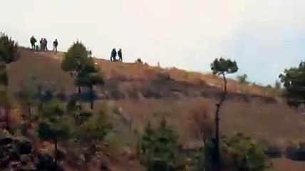 Pobladores del municipio de Nahualá vigilan el ingreso al municipio.