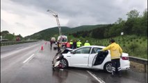 Otoyolda tankerle otomobil çarpıştı: 2 yaralı - DÜZCE