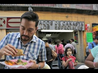 FILA GIGANTE en Tacos de Canasta del Centro "LOS ESPECIALES"