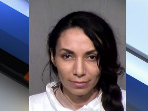 Woman learns boyfriend is married, stabs him - ABC15 Crime
