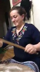 إمرأة تشعل مواقع التواصل بفيديو نشرته في نهار رمضان