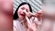فيديو: عقاب قاسي لفتاة حاولت تأكل أخطبوط حيًّا