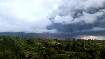 Indonésie: le volcan Sinabung en éruption