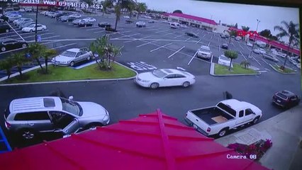 Dha Dış - ABD'de Kapkaç Dehşeti Kamerada