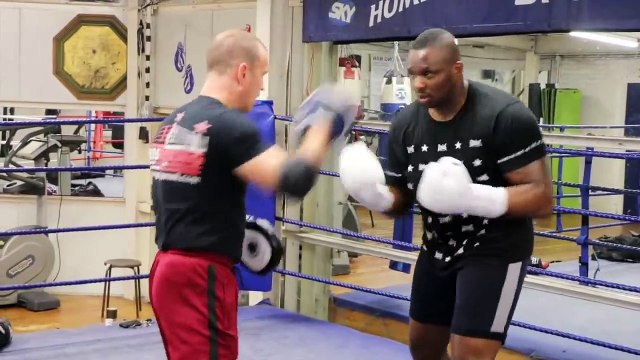 ANYONE CAN GET IT! - HEAVYWEIGHT DILLIAN WHYTE SHOWS POWER, DESTROYS THE PADS WITH MARK TIBBS