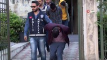 Antalya'da yaşlı kadını 83 bin TL dolandırdılar, parayı harcayamadan yakalandılar
