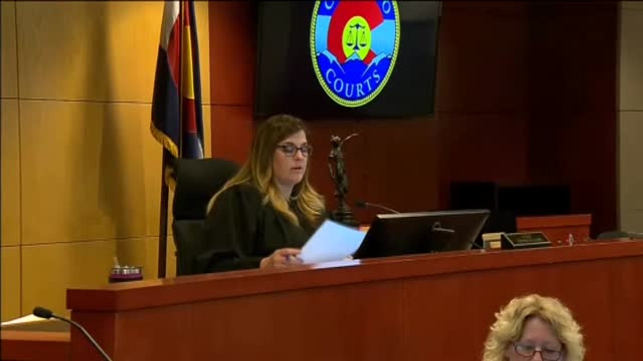 Tiroteo en Denver: declara uno de los dos estudiantes acusados de asesinato