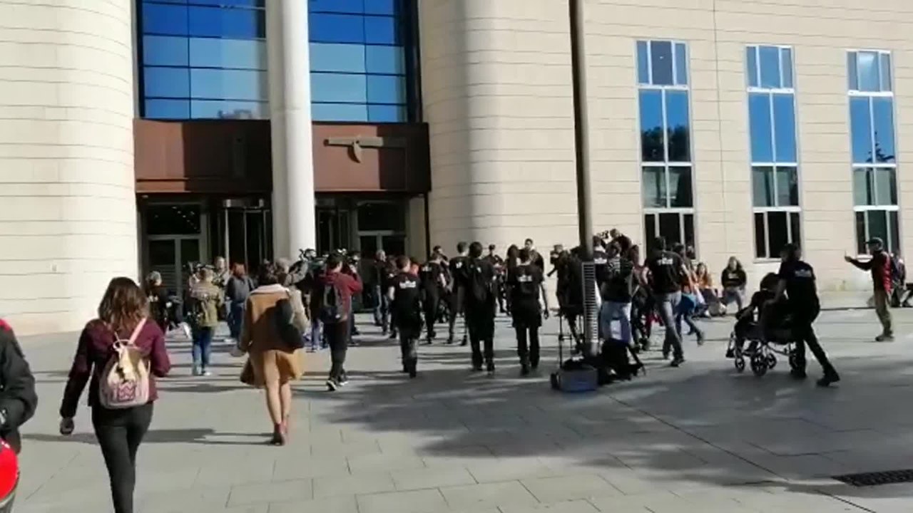 Concentración en apoyo a los investigados por la ocupación de Rozalejo