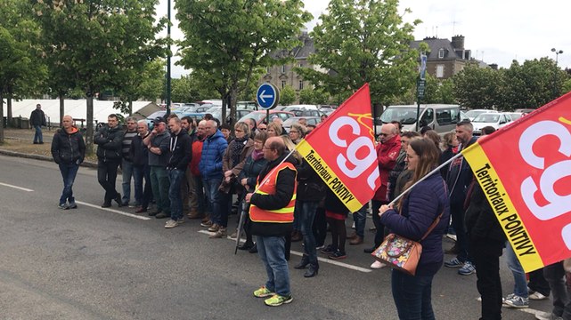 70 agents territoriaux manifestent devant