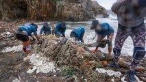 Adventure Clean-up Challenge: Filipino domestic workers volunteer to gather trash from Hong Kong beaches