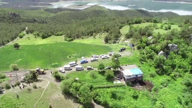 Kaybolan 1,5 Yaşındaki Çocuk İçin Ekipler Seferber Oldu (3) - Drone Görüntüsü