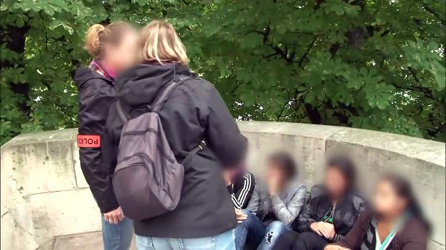 Paris : Touristes crédules et tromperies en tous genres