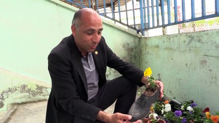 Baba ve annesinin hatırasını 'kara lastik'leri ile yaşatıyor - SİİRT