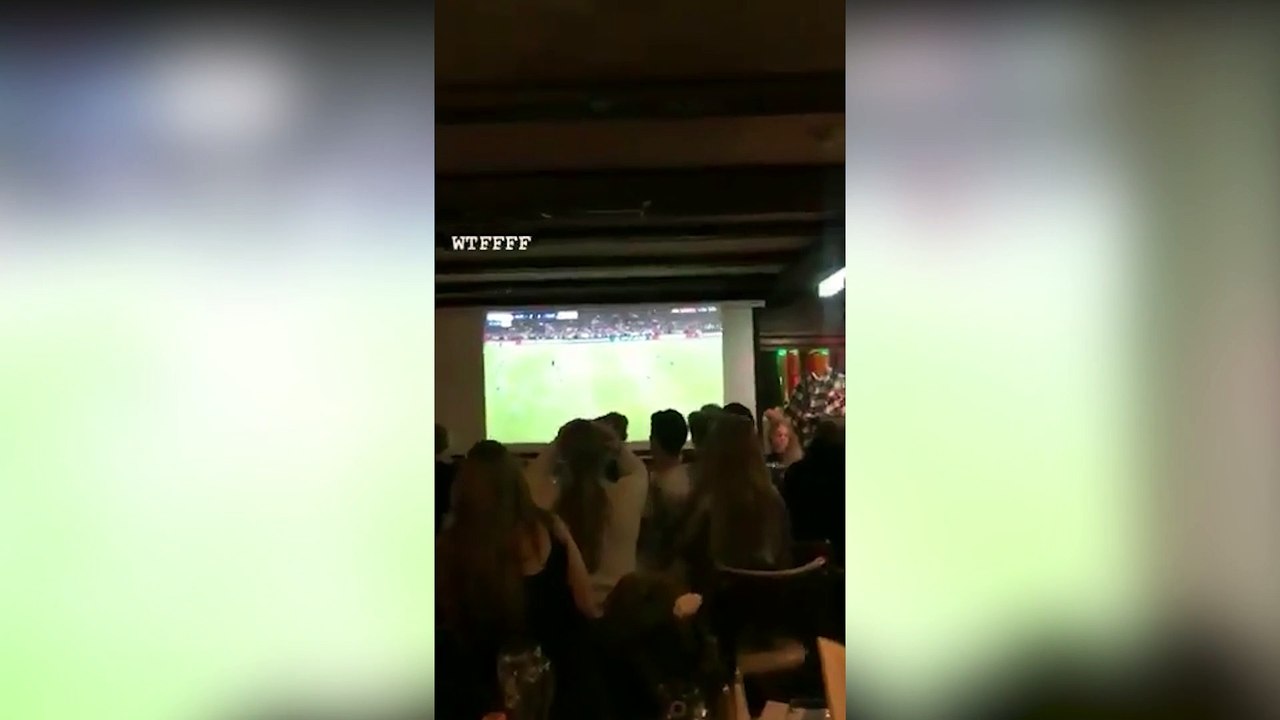 Les fans de l'Ajax font le décompte... jusqu'au but de Lucas