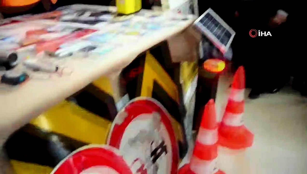 Trafik levhasına kurşun sıkanlara tepki gösteren Vali, 'İşte bu yüzden silah ruhsatını imzalamıyoruz'