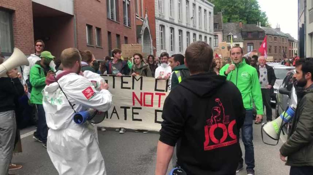 Mons: la marche pour le climat a débuté dans une chaude ambiance