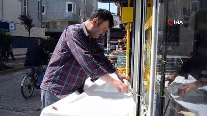 Hijyenik Berber... Müşterilerin Havluları ve Usturaları Ayrı